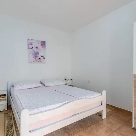 House Lucija Apartment Porec Exterior photo