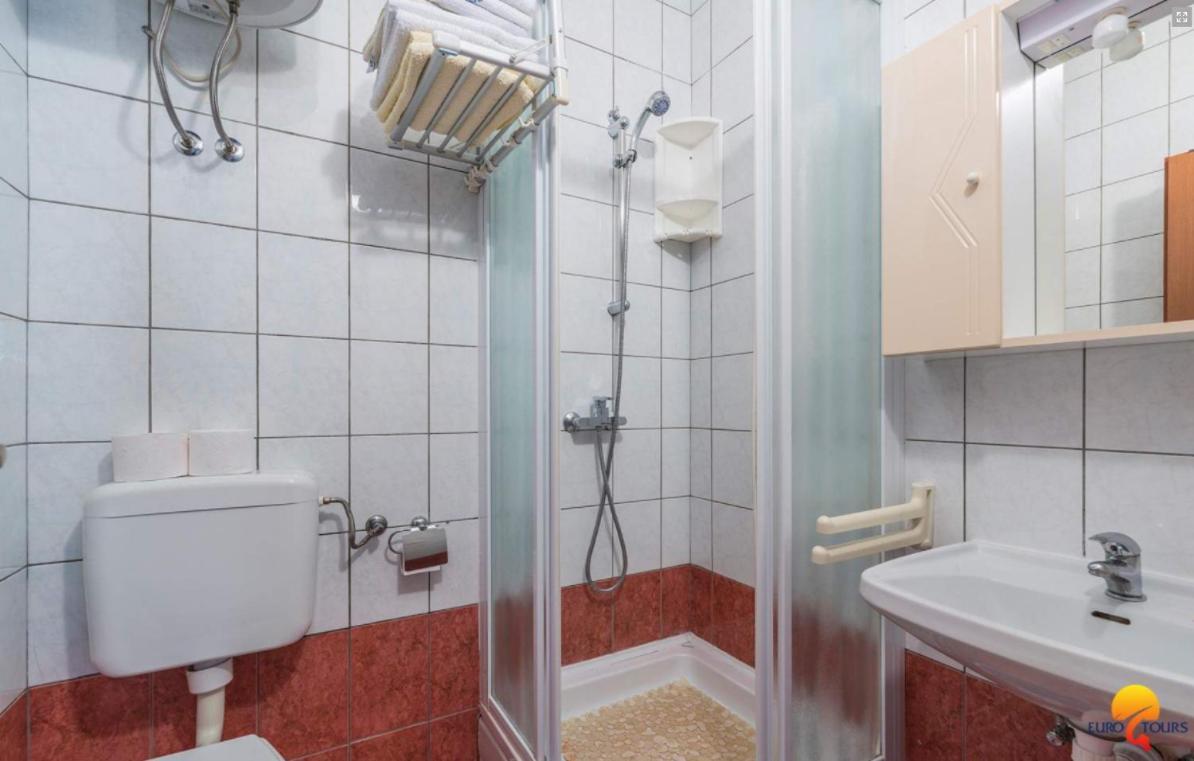 Apartment House Lucija *