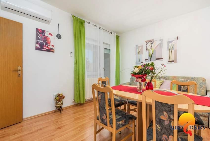 Appartamento House Lucija *